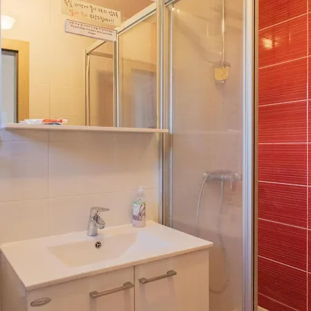 호스텔 Love Dubrovnik Hostel 두브로브니크