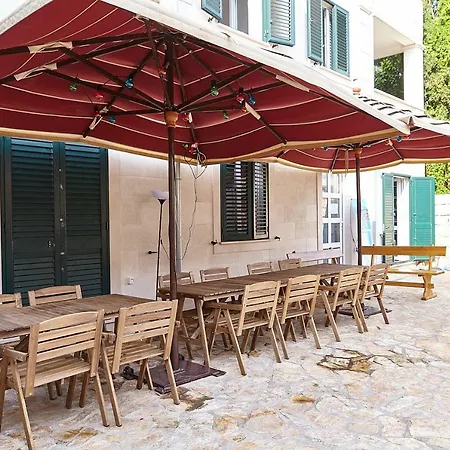 Love Dubrovnik Hostel 호스텔 두브로브니크